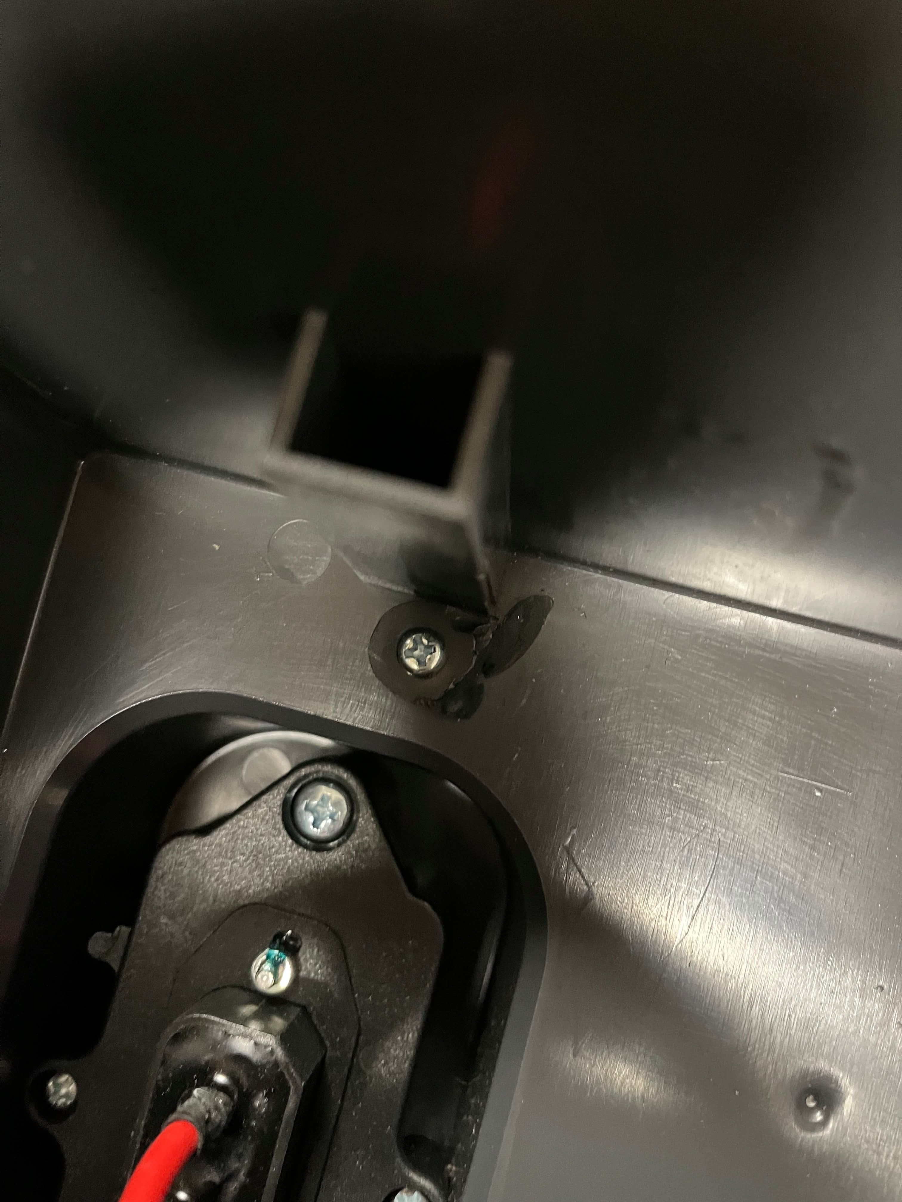 24 Volt 11.50 Ah Lithium Battery Box Assembly for the Go-Go Folding Scooter (S19) (BAT150066) (Blemished)